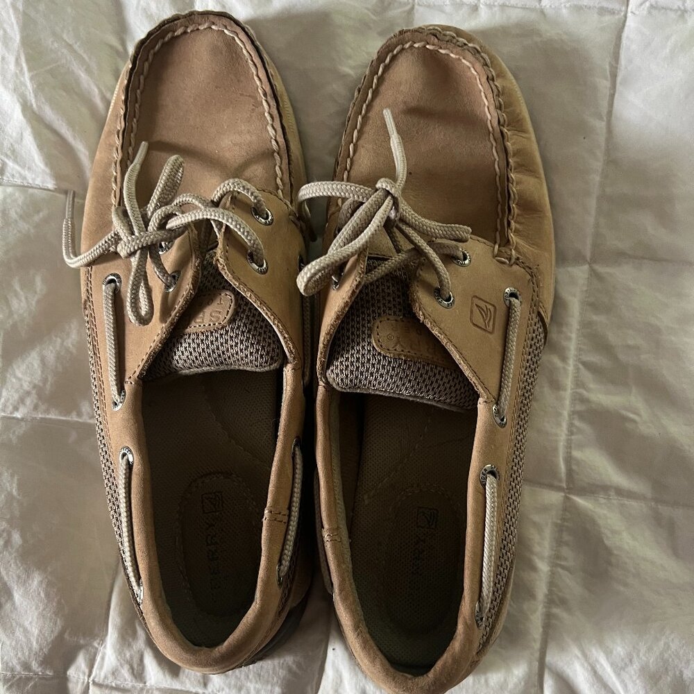Sperry docksider boat shoe - size 7.5 M